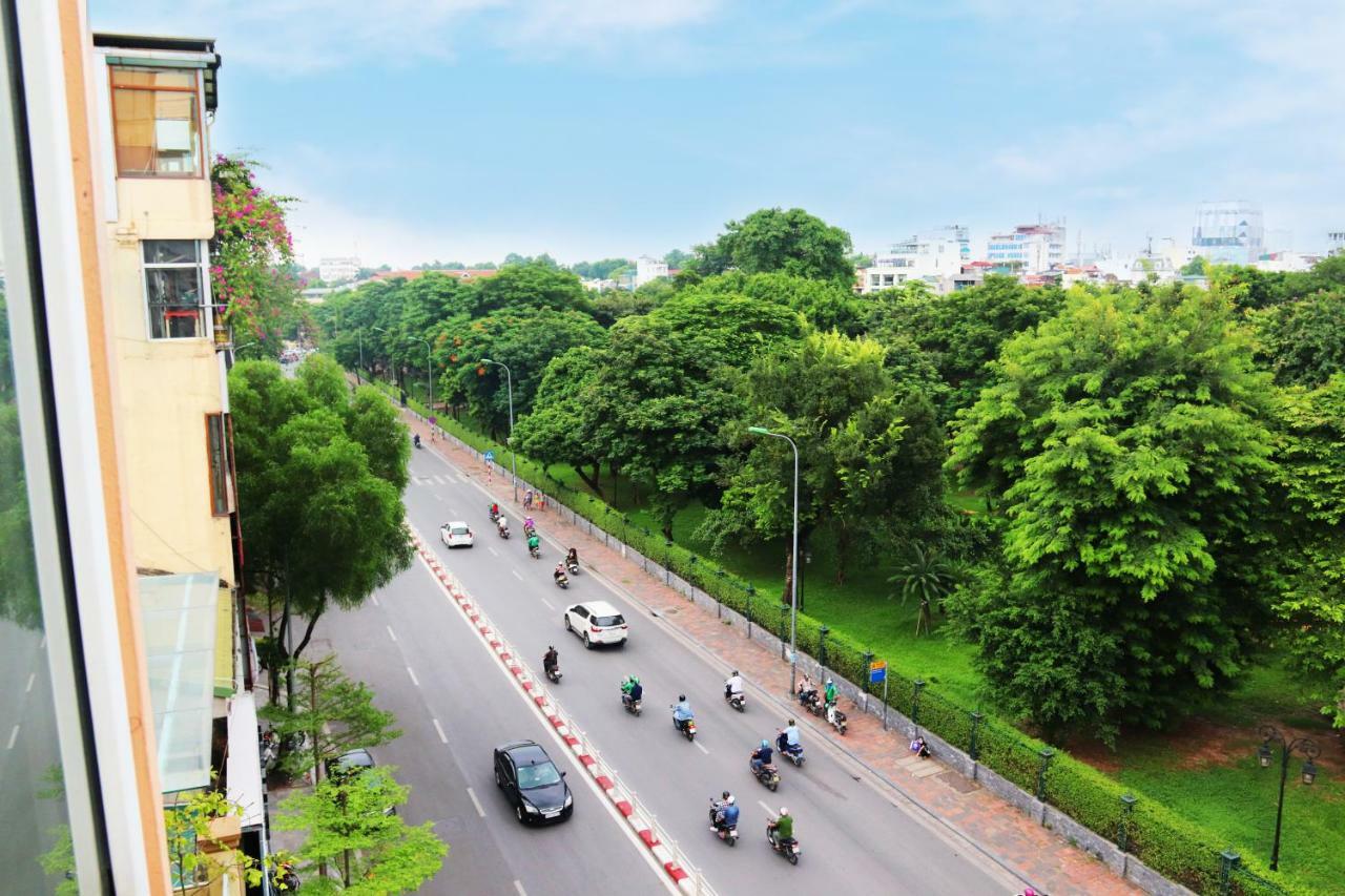 Khách sạn Clover Ton Duc Thang - Dong Da